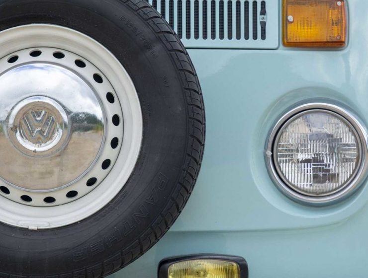 Kombi reinventada y a la venta: una camper equipada para viajar 4