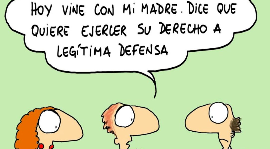 Chiste de psicólogo: paciente llega a terapia con su madre que reclama legítima defensa