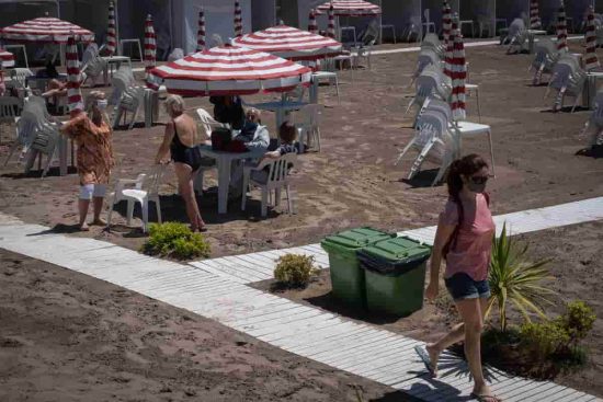Mar del Plata: los balnearios alertan que lo primordial será la distancia y el uso de barbijos 8