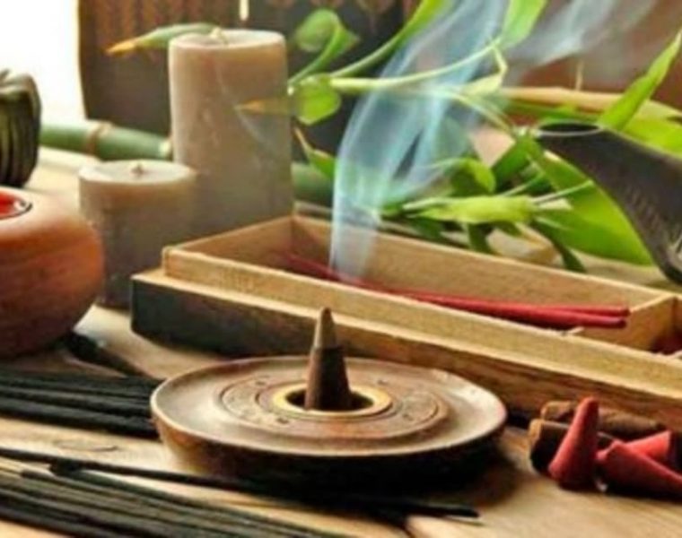 Sahumerios y velas para usar en ritos de Feng Shui