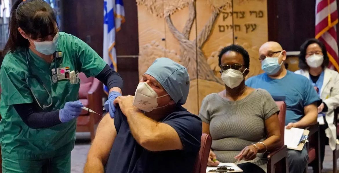 ¿Se puede vacunar un turista en Estados Unidos? 2