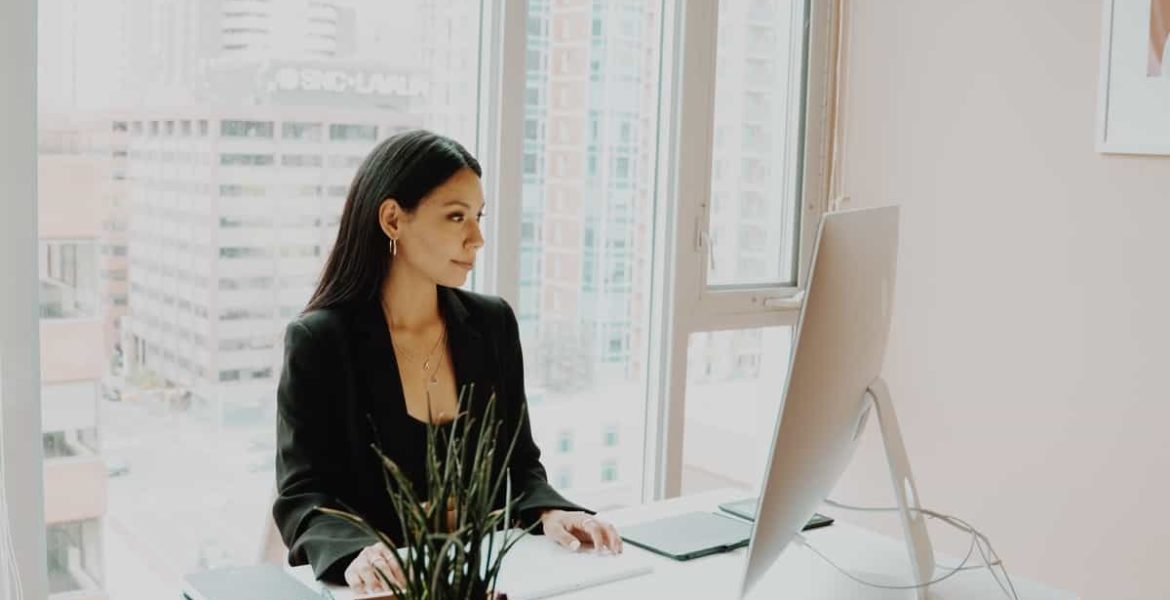 Maquiavelo para las mujeres: un libro con las claves del éxito laboral