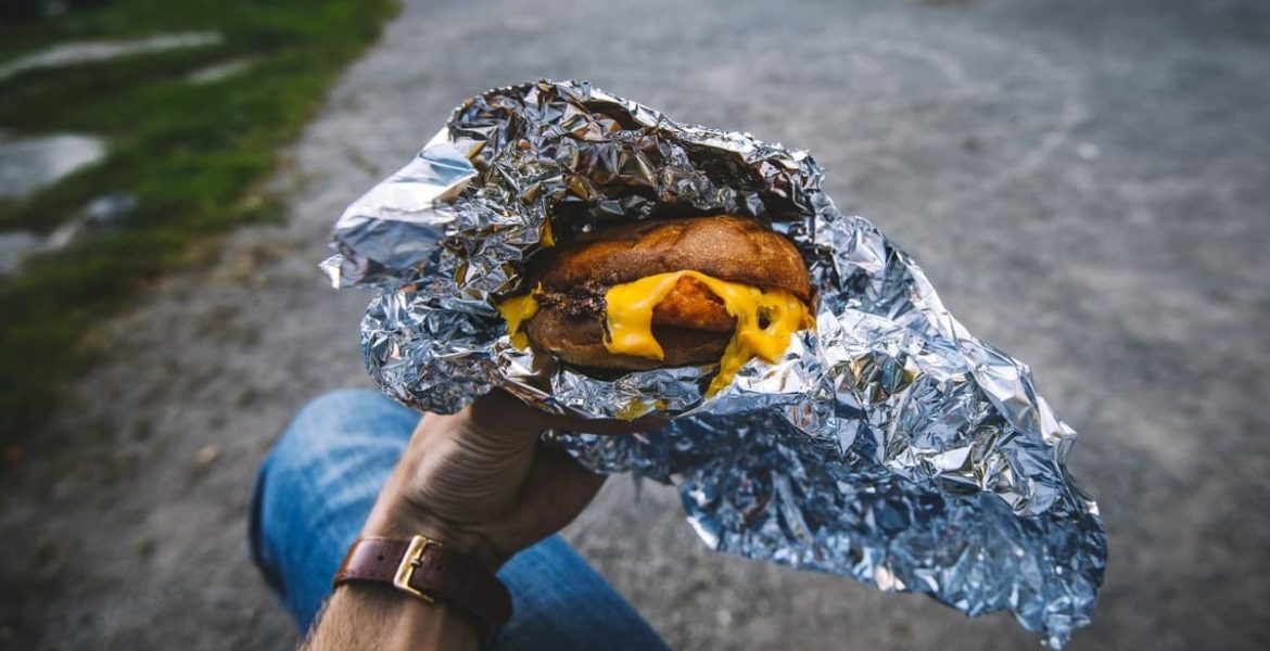 papel de aluminio que lado se usa