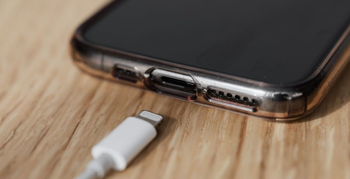 ¿Se deteriora el celular si lo dejamos cargando toda la noche? 5