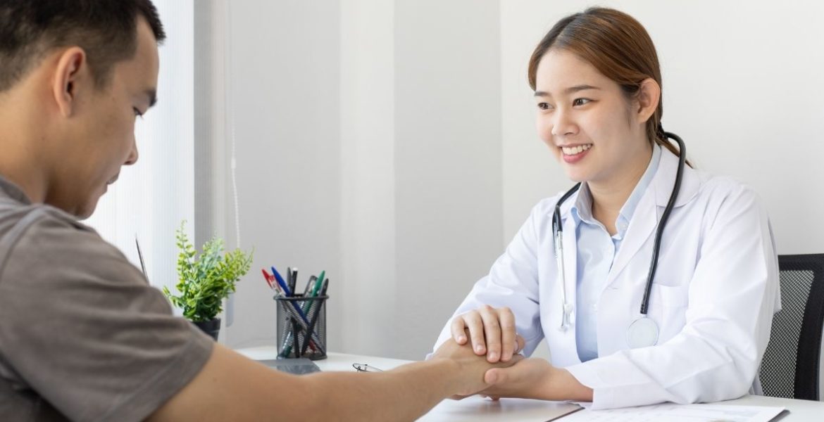 Llamar al paciente por su nombre y otros gestos que mejoran su salud 6