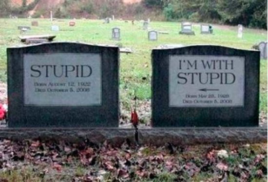 epitafios graciosos para lápidas