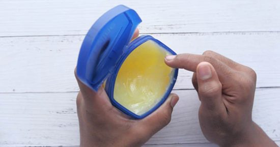 Vaselina para las arrugas: cómo usarla para reducir las huellas de los años 7