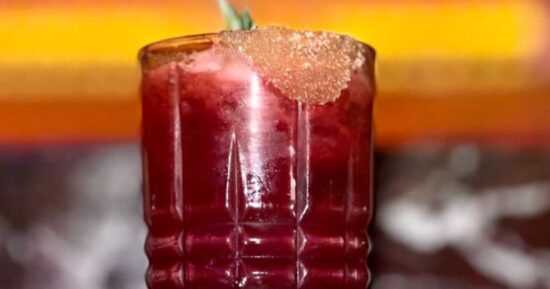 9 recetas de cócteles fáciles para hacer en las fiestas 15