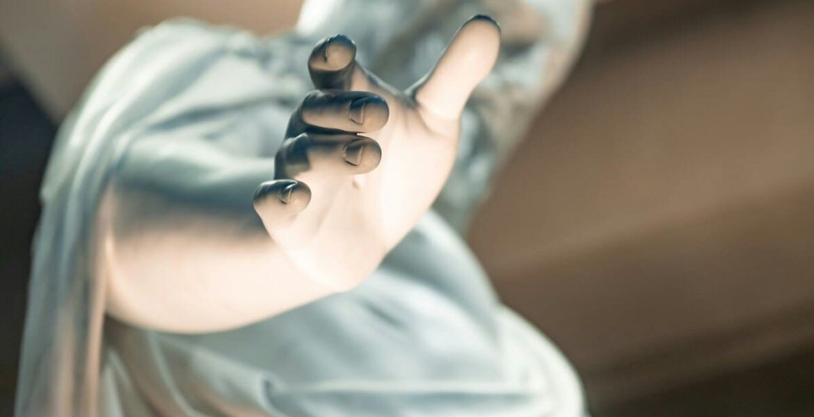 Los nombres de Dios y su significado