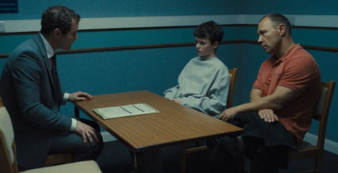 "Perdón hijo, tendría que haber hecho más”: qué nos enseña la serie Adolescencia 1