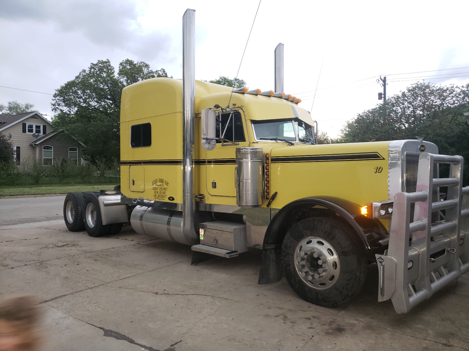 2003 Peterbilt 379