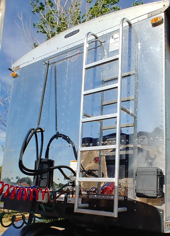 2015 Western Belt Trailer. 57,000