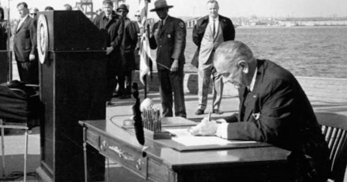 The Contradictory Legacy of the 1965 Immigration Act — Bunk