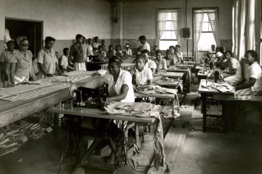 Female prisoners at Parchman sewing.