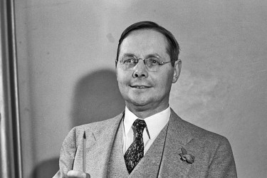 Dr. Paul Popenoe, director of the Institute of Family Relations, speaks in support of the practice of eugenics.