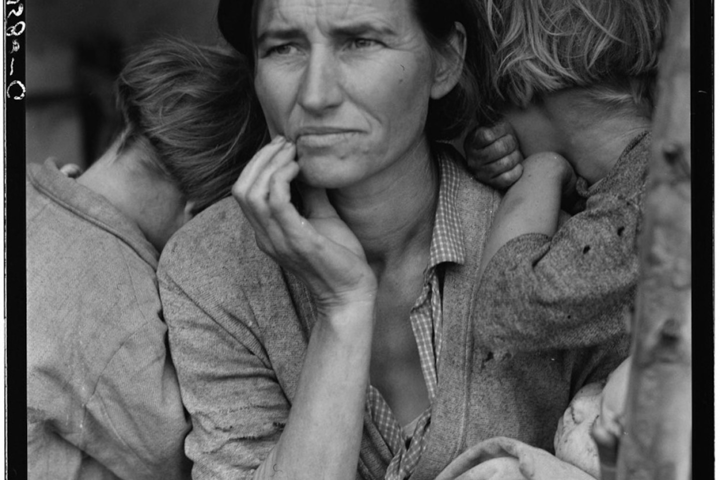 migrant-mother-01.jpg