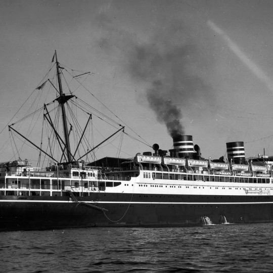 The Japanese troopship Asama Maru.