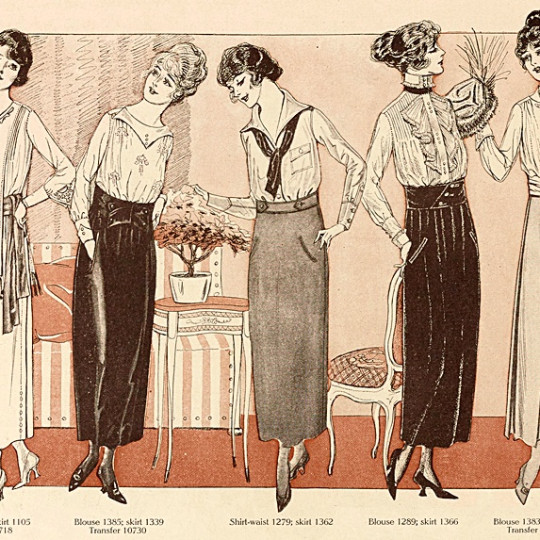 Women’s 1919 fashion advertisement featuring skirts with pockets.