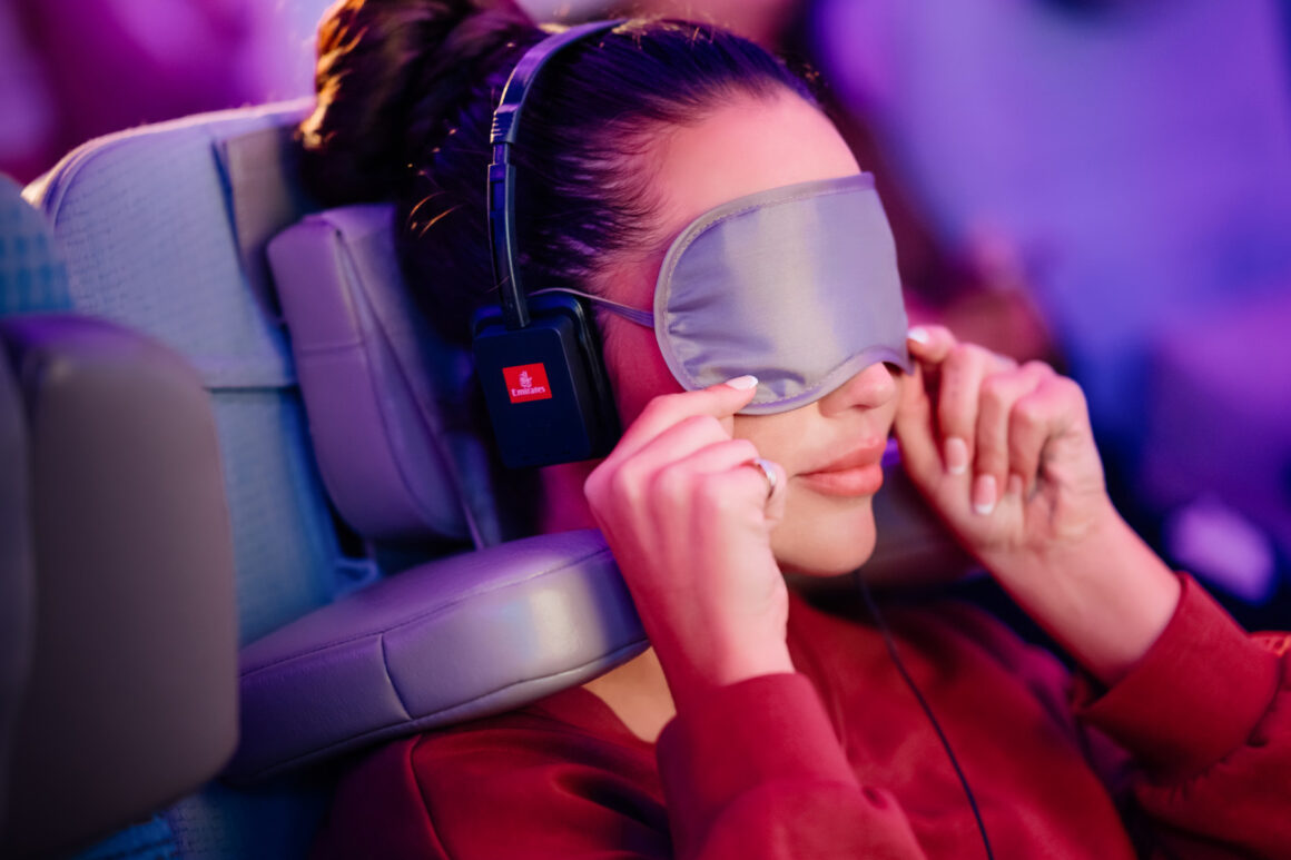 Emirates prueba un apoyacabezas que busca resolver uno de los grandes problemas de volar en Economy 2