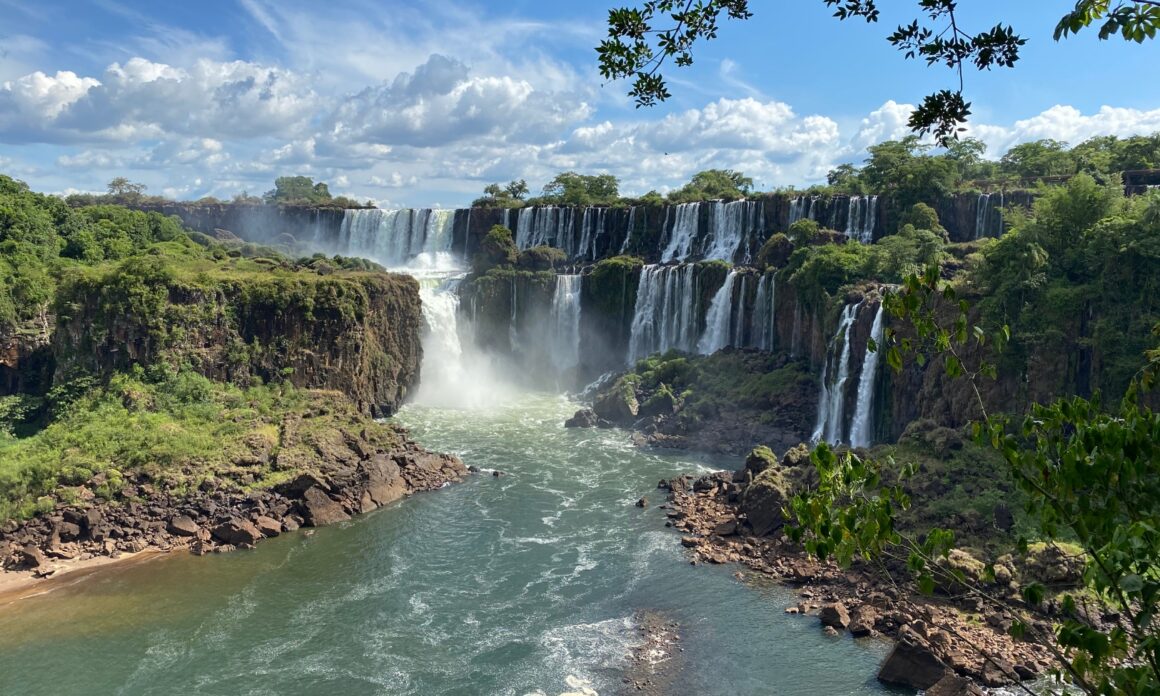 Las Cataratas del Iguazú limitarán el ingreso a 8.000 visitantes por día 2