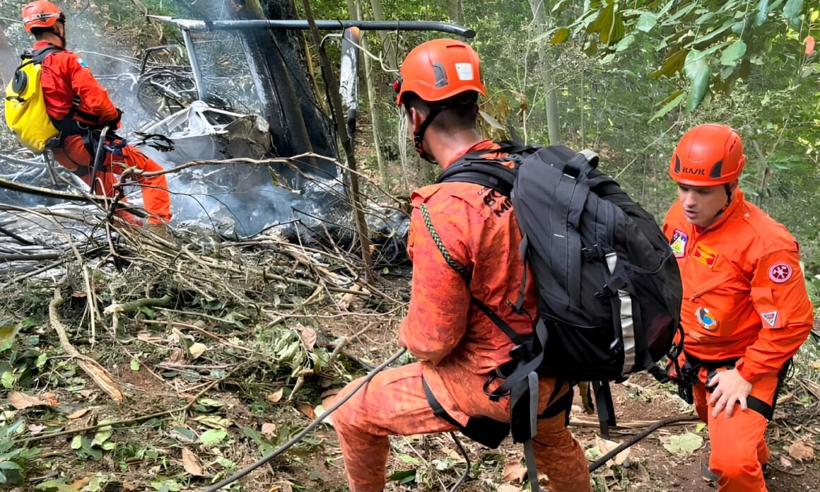 Otro accidente más de helicóptero en Río de Janeiro: murieron un piloto, una abuela, su hija y su nieta 1