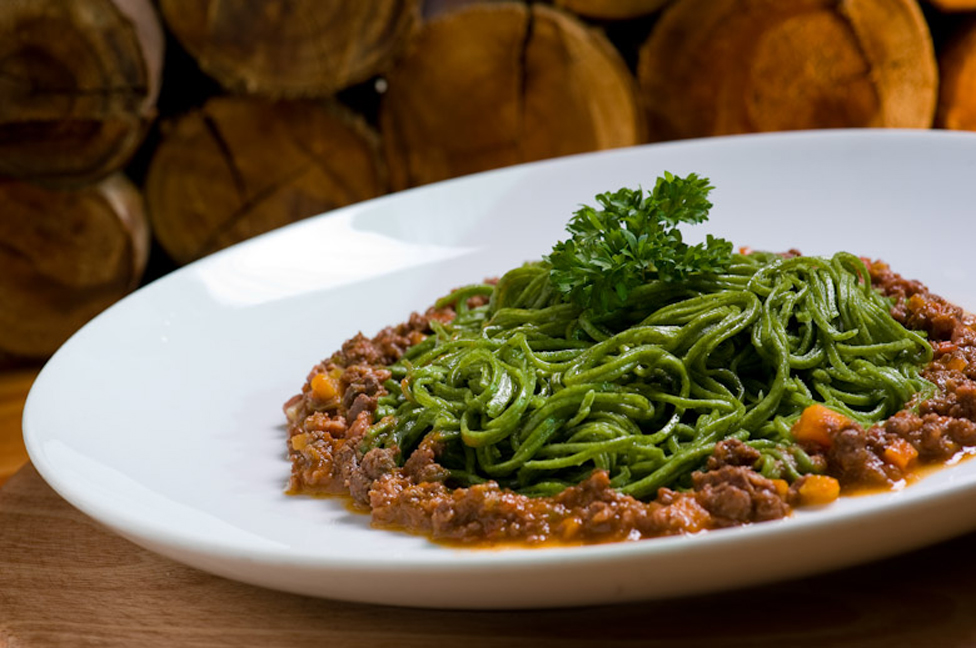 O fettucine verde com ragu bolonhesa. Foto: divulgação/Filico