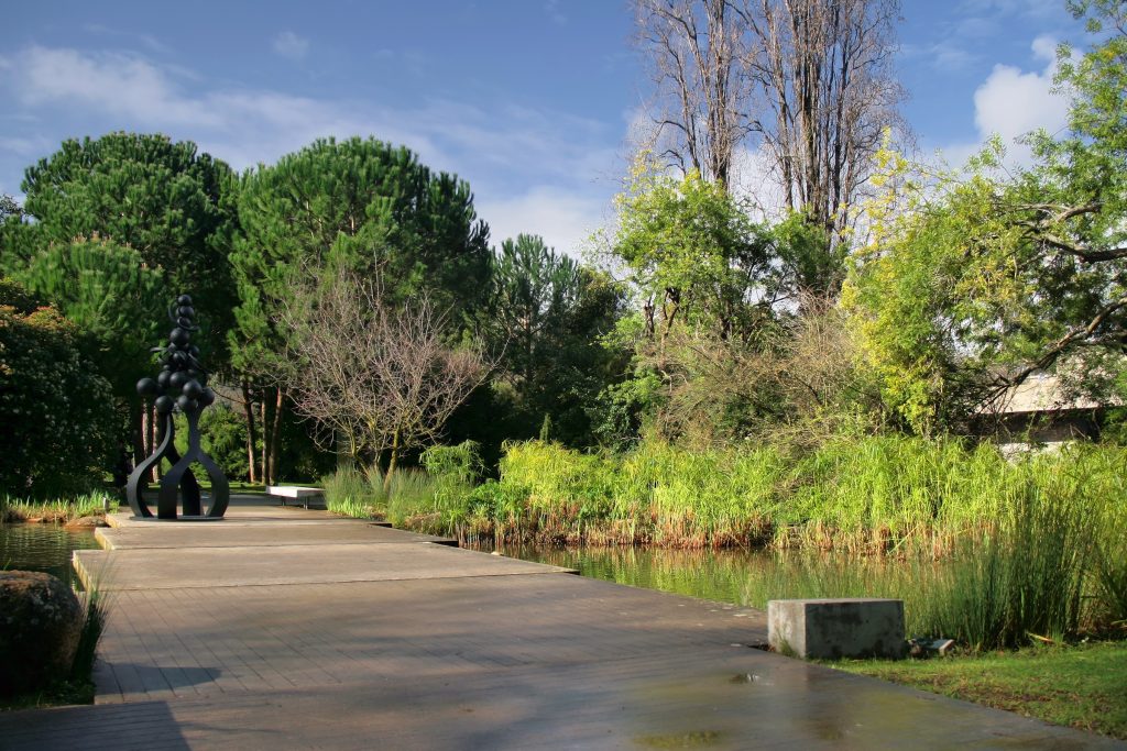 os-jardins-buc-licos-de-gulbenkian-em-lisboa-https-www