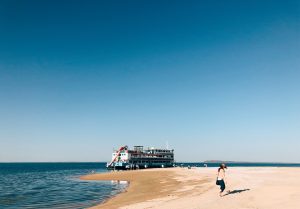 Vapor do Vinho - Lago do Sobradinho (BA): Ilha da Fantasia. Foto: Lalai Persson