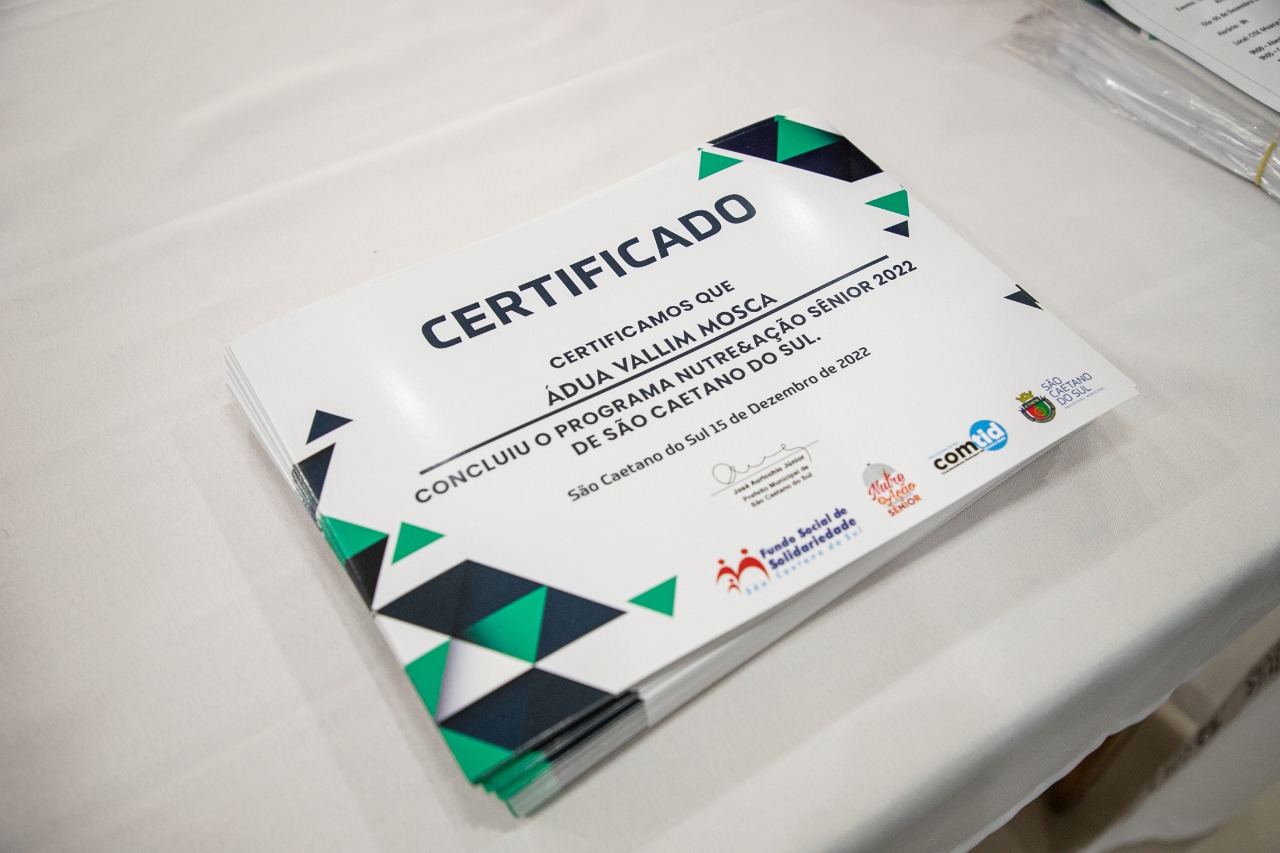 Prefeitura de São Caetano certifica alunos da Terceira Idade que concluíram curso do Nutre&Ação Sênior