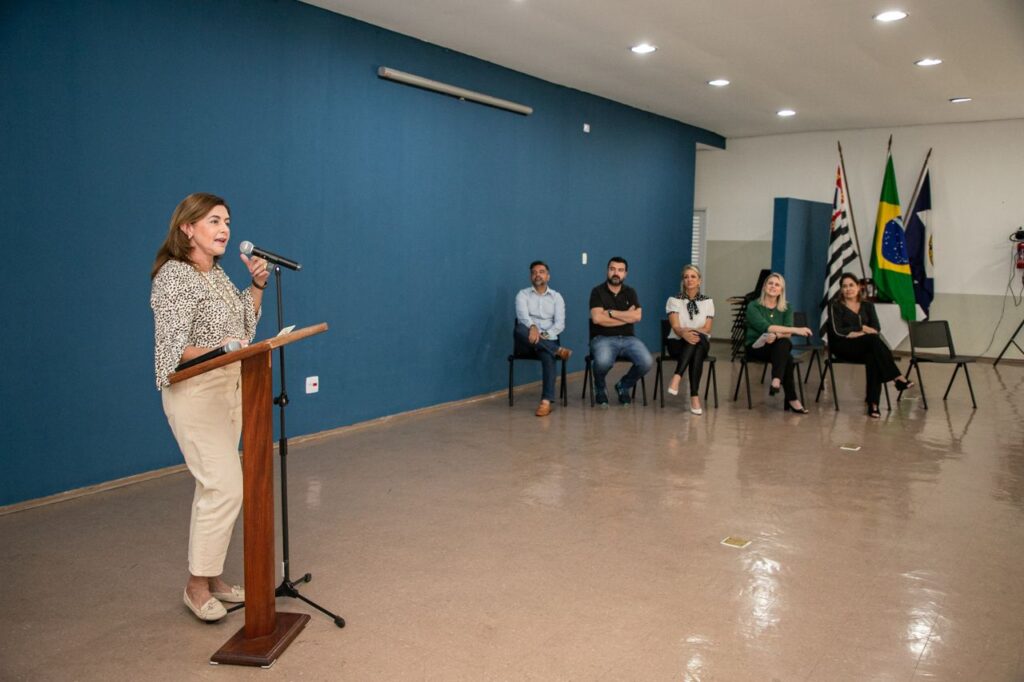 Prefeitura de São Caetano certifica alunos da Terceira Idade que concluíram curso do Nutre&Ação Sênior