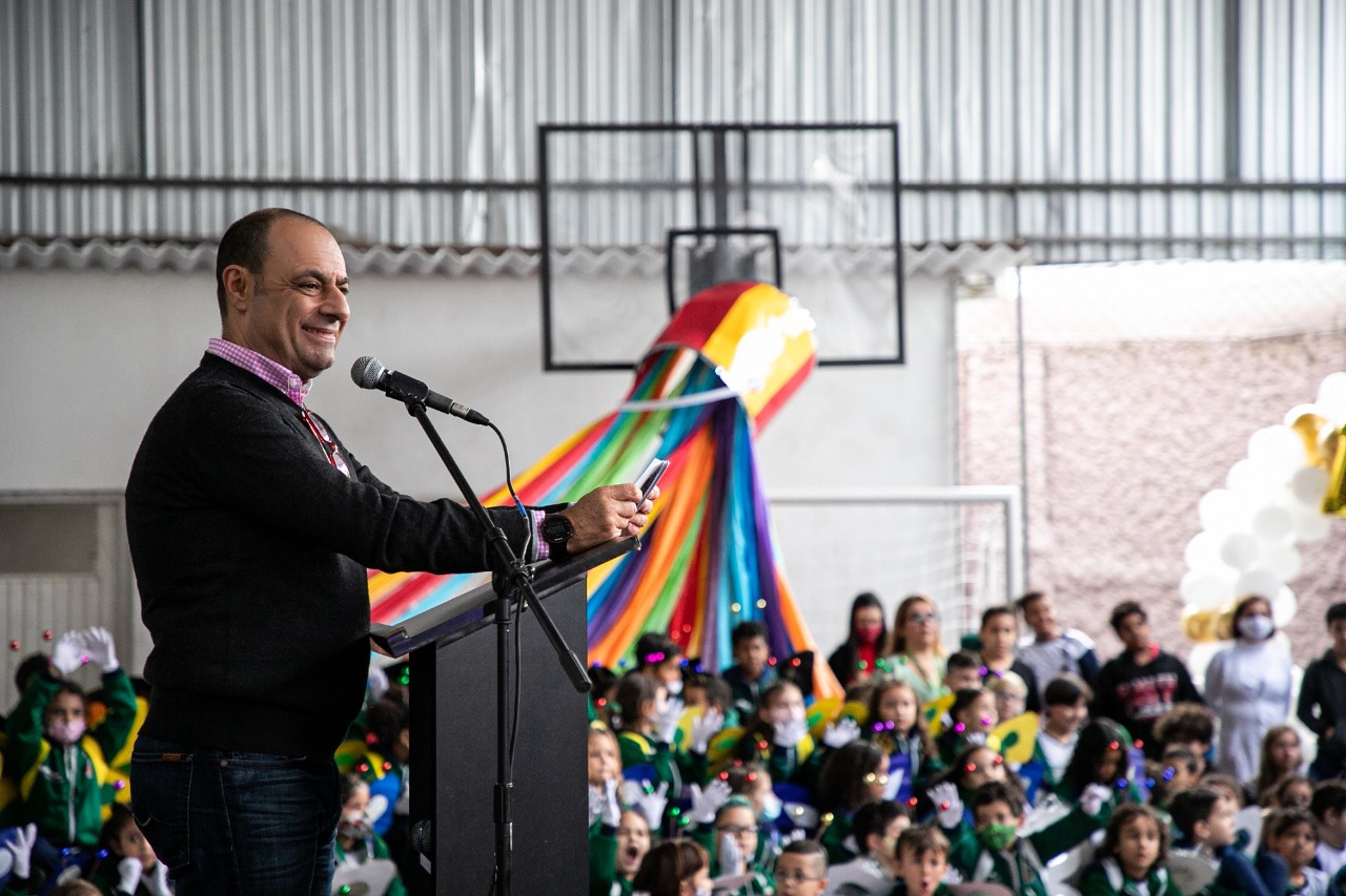 Auricchio reinaugura a escola mais antiga de São Caetano