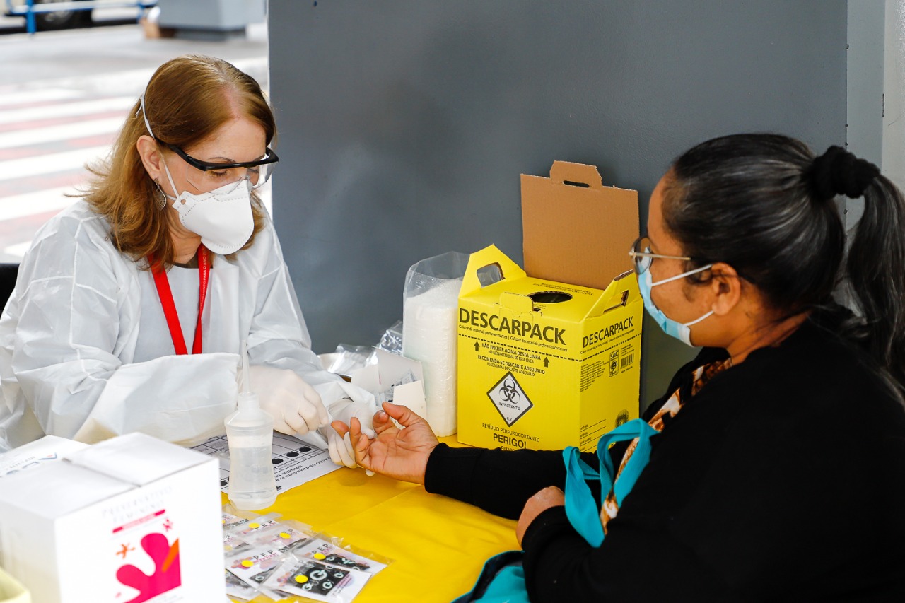 São Caetano realiza testagem rápida e orientações contra hepatite durante o Julho Amarelo