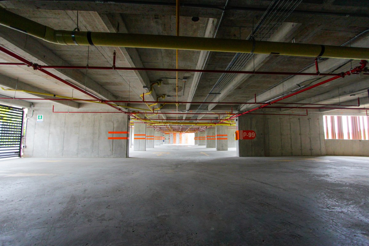 parqueadero-proyecto-colina-apartamentos