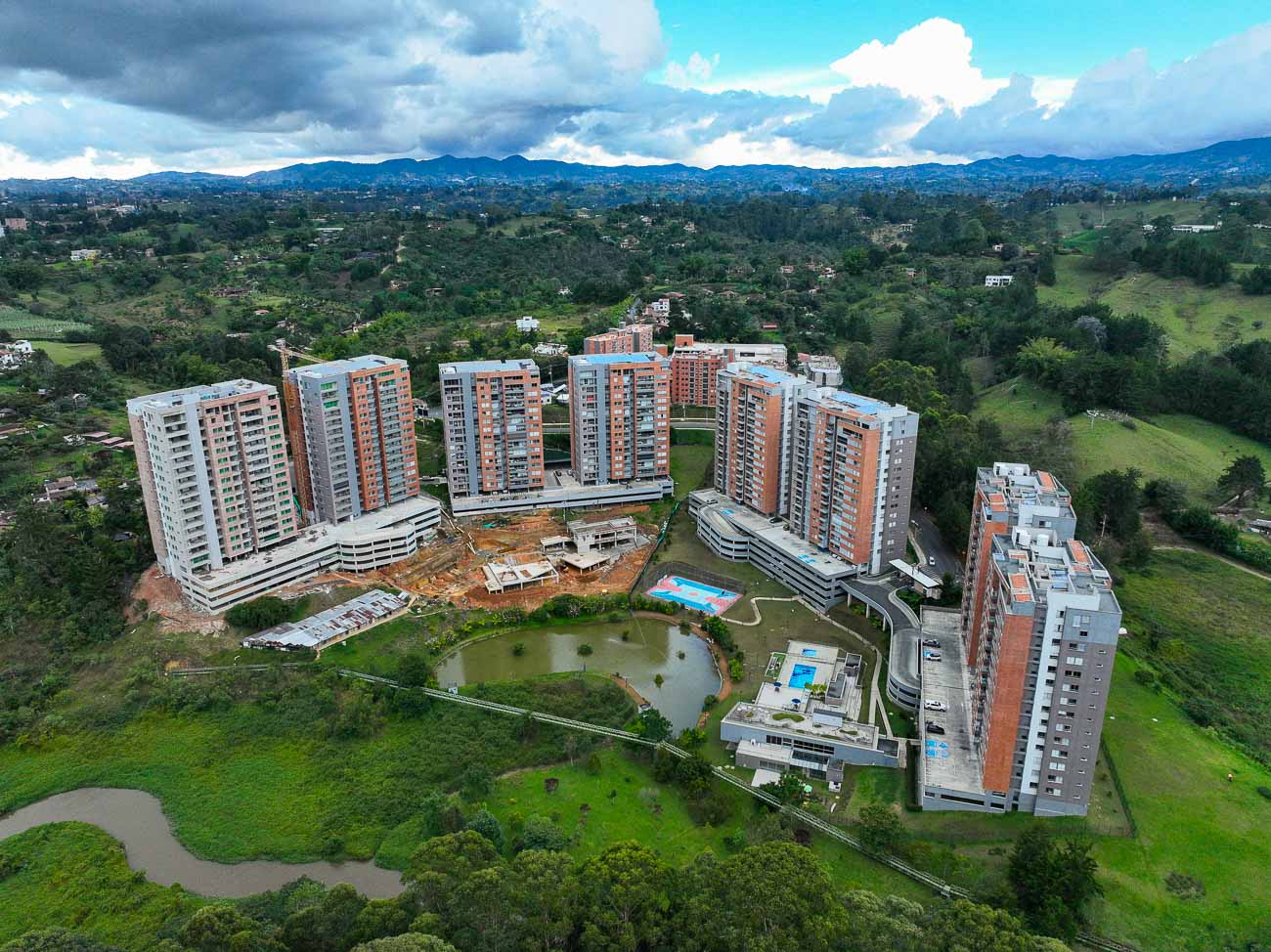 Avance de obra Aqua Apartamentos Sostenibles- Noviembre 2025