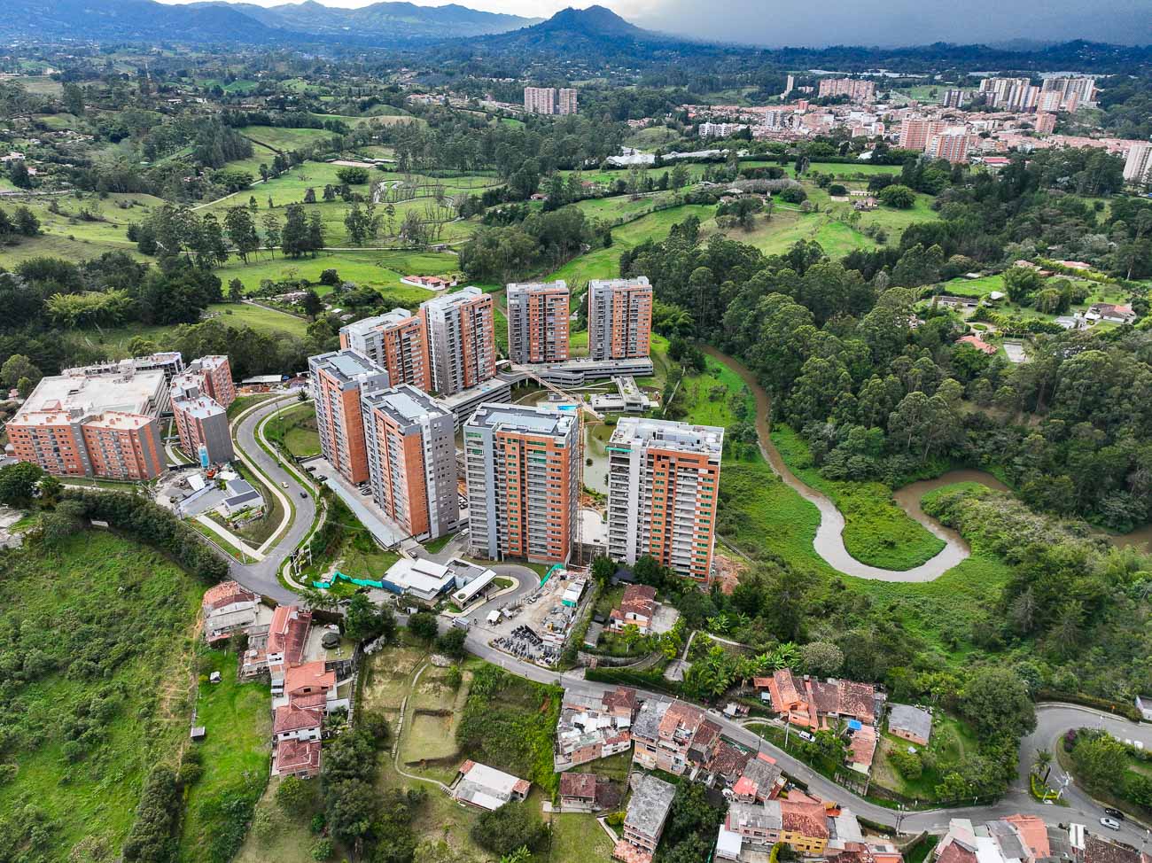 Avance de obra Aqua Apartamentos Sostenibles- Noviembre 2025