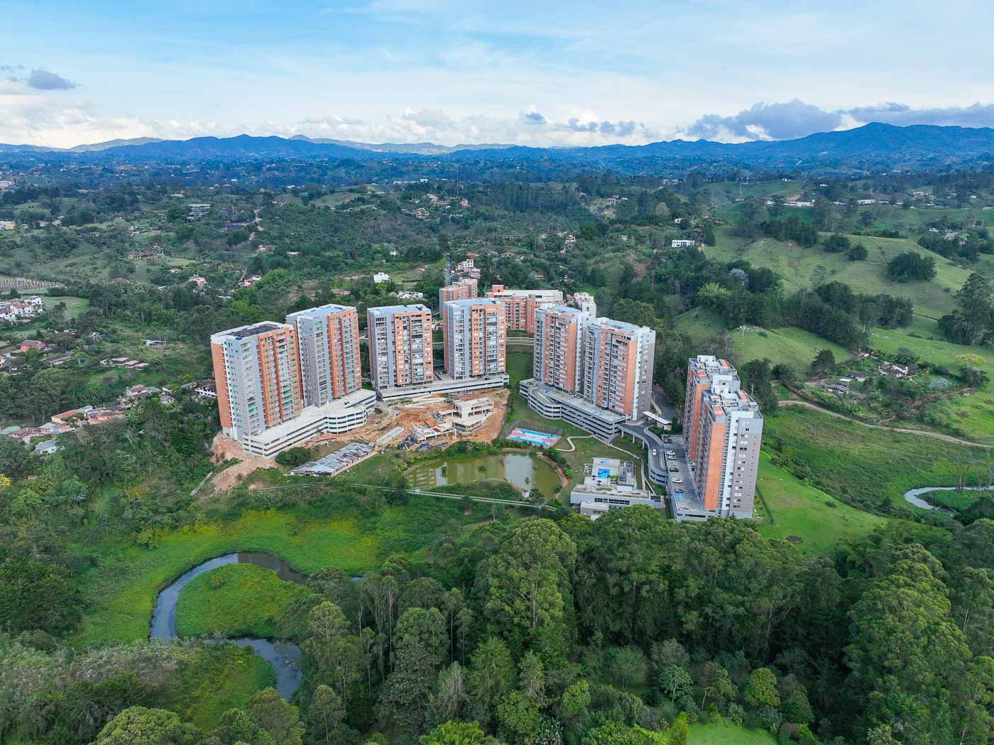 Avance de obra Aqua apartamentos - febrero 2025