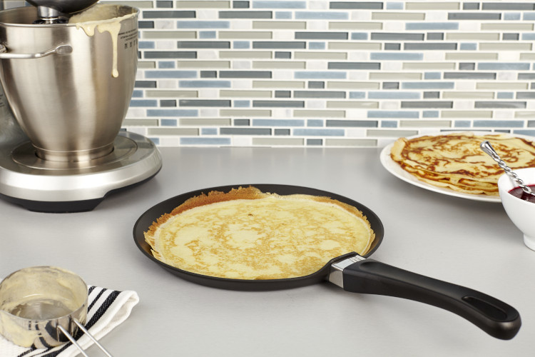 Scanpan Classic Cast Aluminum 10 Crepe Pan