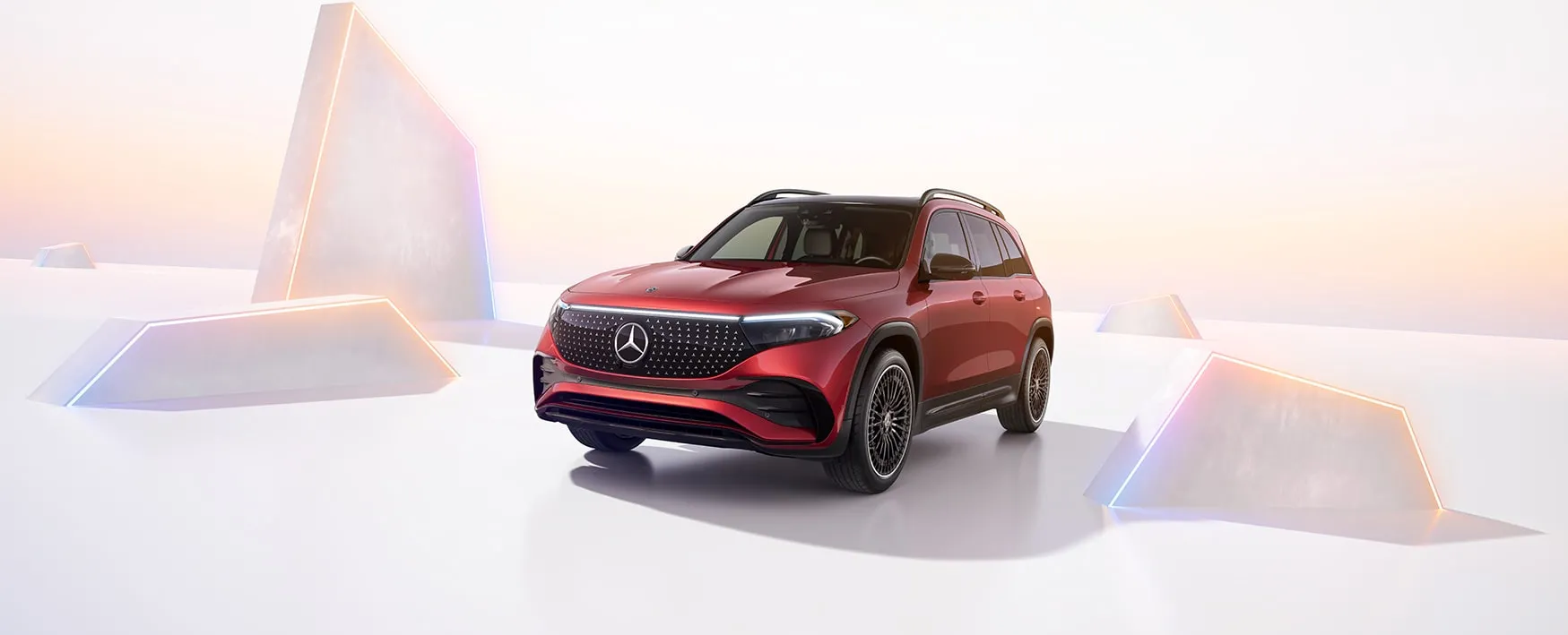 Mercedes-Benz EQB - Image