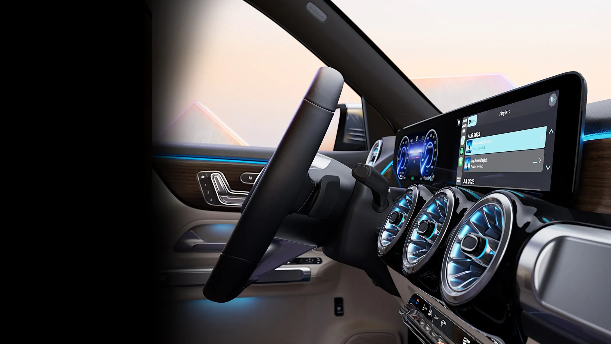 Mercedes-Benz EQB - Image