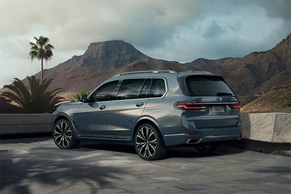 BMW X7 - Image