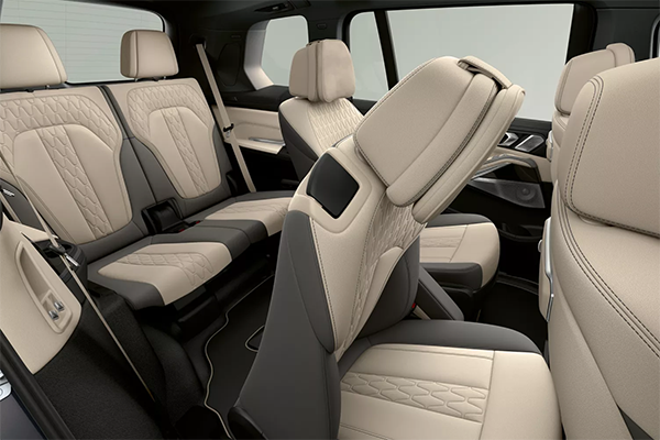 BMW X7 - Image