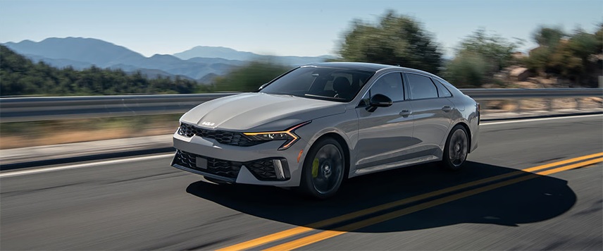 Kia K5 - Image