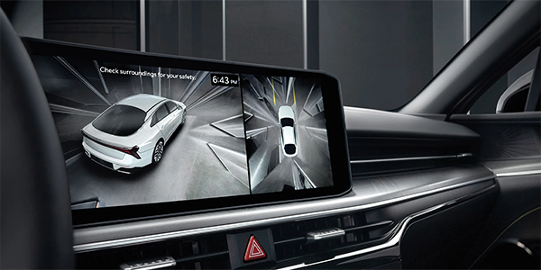 Kia K5 - Image
