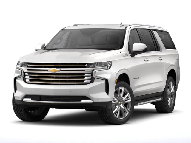 Photo view of 2022 Chevrolet Suburban in White