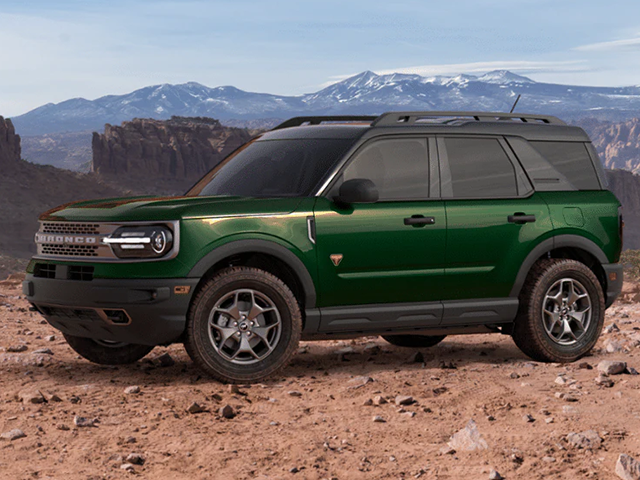 Photo view of 2023 Ford Bronco Sport in Green