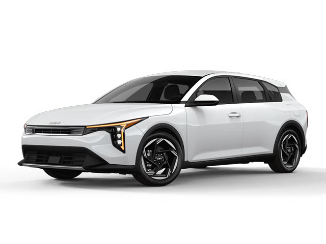 Photo view of 2026 Kia K4 Hatchback in White
