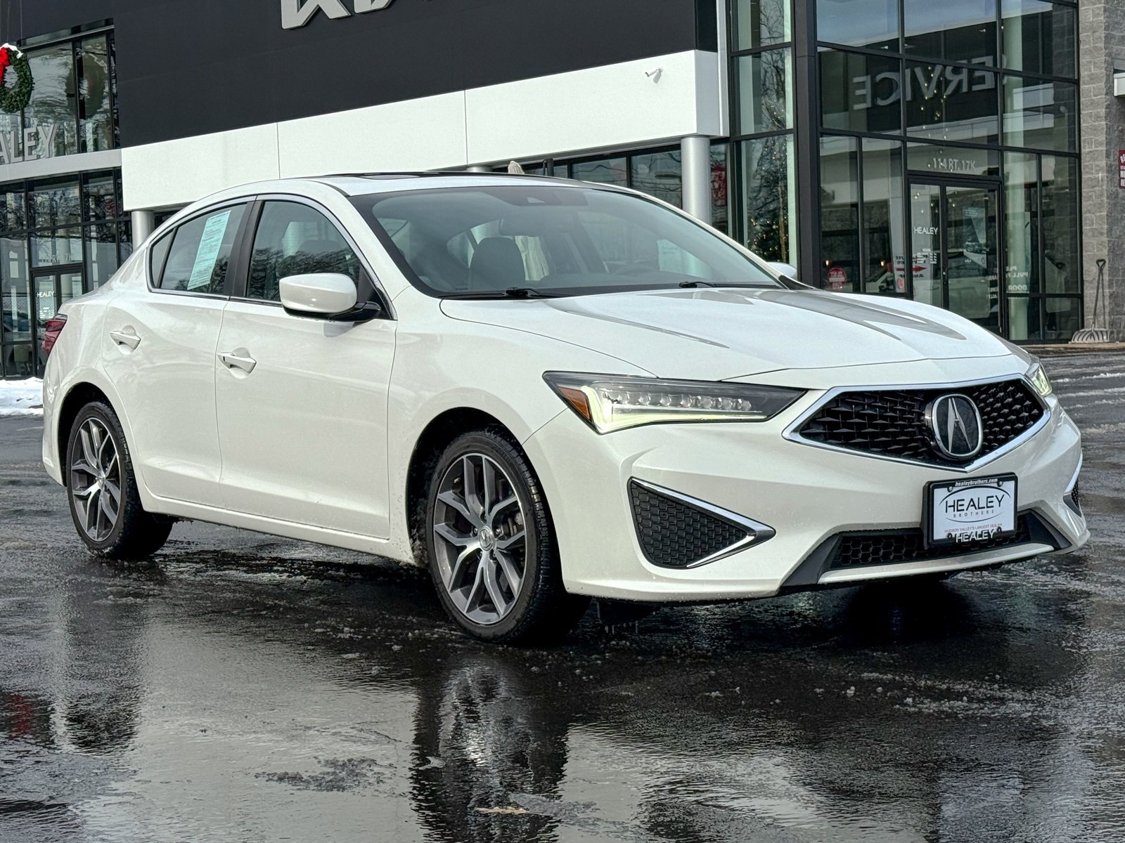 Photo view of 2019 Acura ILX in White