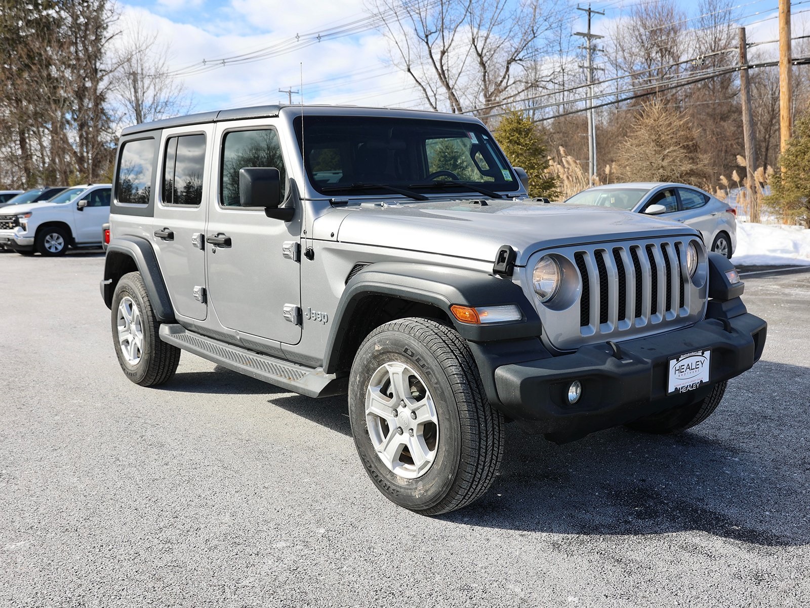 Photo view of 2018 Jeep Wrangler Unlimited in Silver