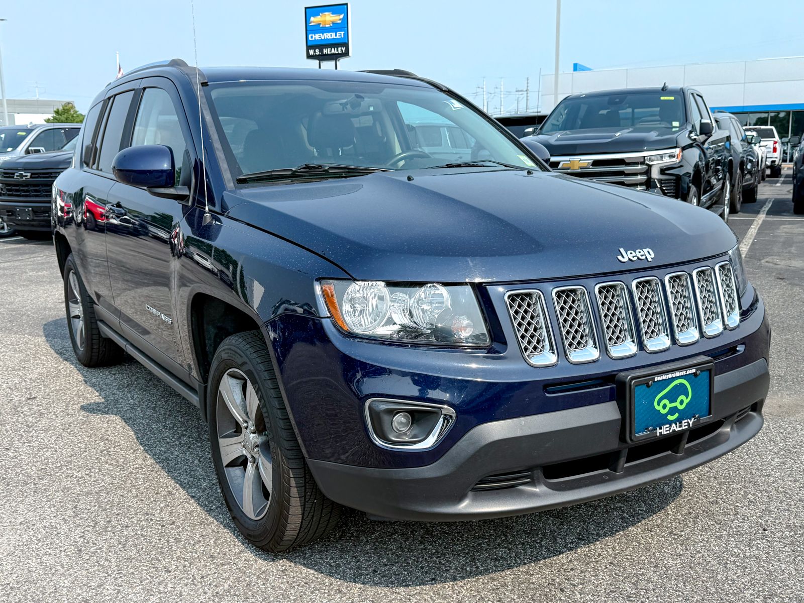 Photo view of 2016 Jeep Compass in Blue