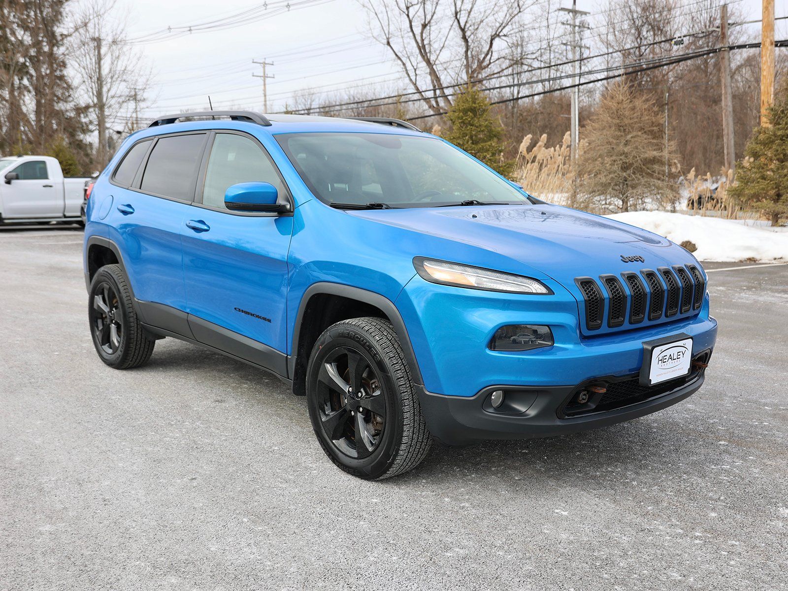 Photo view of 2018 Jeep Cherokee in Blue